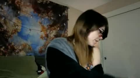 Snapshot of faerienugs chatting on January 8, 5:16 am Faerie 3 online show from January 8, 5:16 am