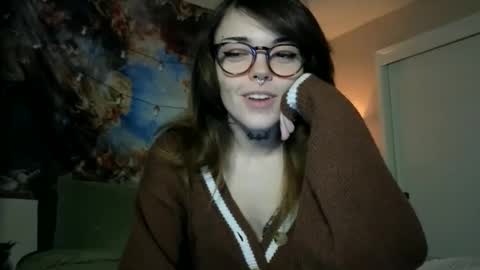 Snapshot of faerienugs chatting on February 13, 2:34 am Faerie 3 online show from February 13, 2:34 am