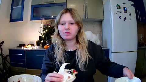 Arisha online show from December 23, 11:47 am