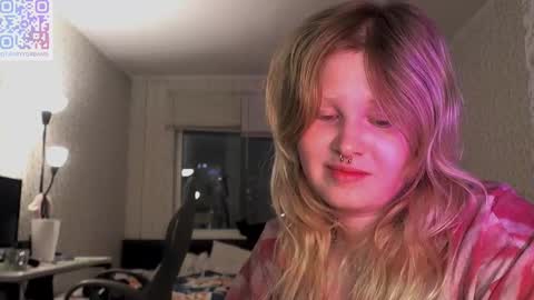 Arisha online show from February 25, 5:04 pm