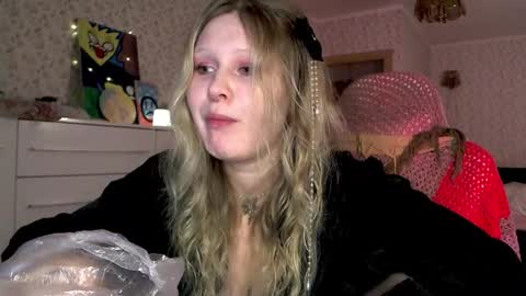 Arisha online show from October 28, 5:59 pm