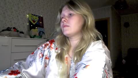 Arisha online show from November 5, 4:29 pm