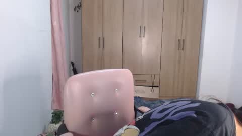 fairylatin online show from February 7, 10:40 am