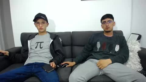 FallGays online show from December 14, 1:28 am