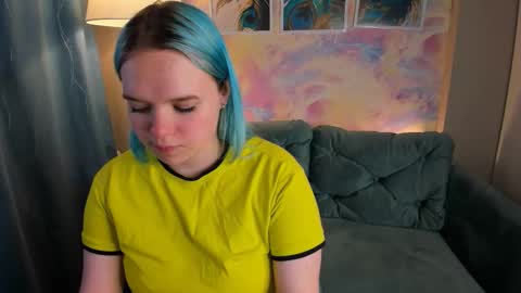 Snapshot of fancybella chatting on December 15, 8:18 am Bella online show from December 15, 8:18 am