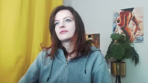 Nadine online show from December 3, 6:15 am