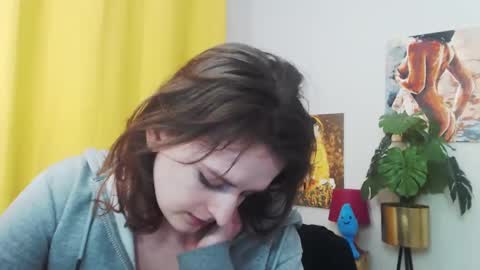 Nadine online show from December 4, 9:29 am