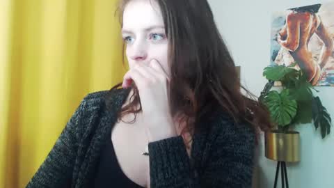 Nadine online show from December 9, 9:28 am