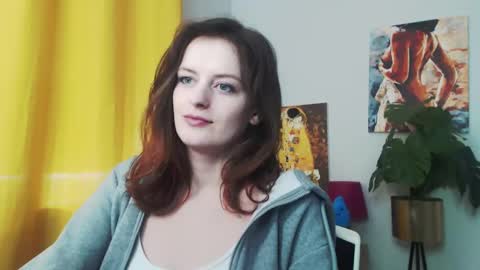 Nadine online show from December 19, 10:13 am