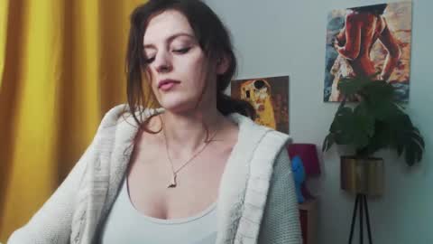 Nadine online show from January 8, 12:26 pm