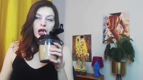 Nadine online show from February 5, 6:24 am