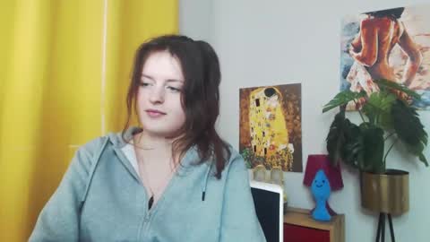 Nadine online show from February 13, 9:41 am