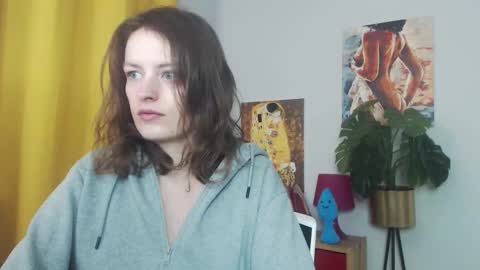 Nadine online show from October 8, 4:54 am