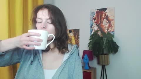 Nadine online show from October 12, 5:39 am