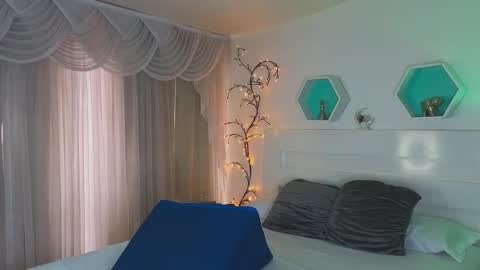 Farah online show from November 18, 12:09 pm