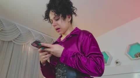 Farah online show from November 19, 12:05 pm