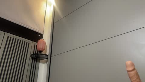 Gattino online show from December 28, 1:18 am