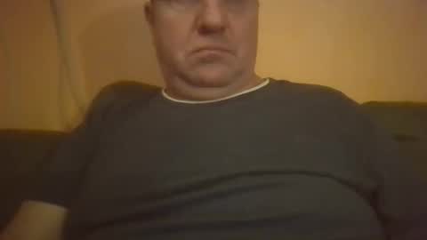 Snapshot of fatcockdaddyy1975 chatting on December 18, 7:09 pm vastagfasz apuci online show from December 18, 7:09 pm