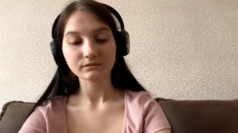 Aurora 18yo online show from October 26, 4:29 am
