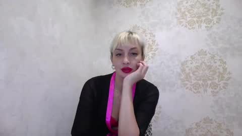 favorite_angel online show from December 10, 3:09 am