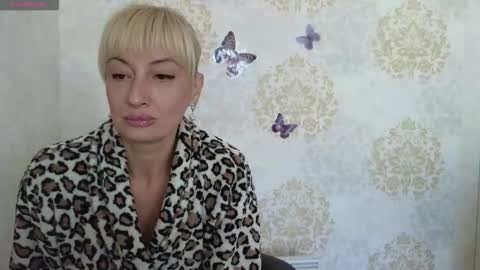 favorite_angel online show from September 26, 9:13 am