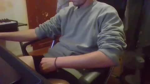 Snapshot of faya333 chatting on December 15, 8:13 pm faya333 online show from December 15, 8:13 pm