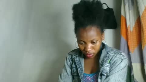 fayence09 online show from October 14, 12:00 am