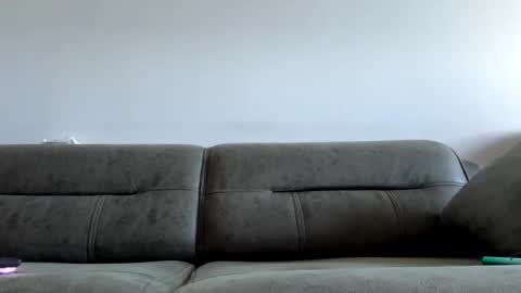 feet_fet online show from December 19, 10:34 am