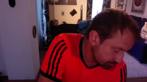 feetkissboy online show from September 20, 6:47 am