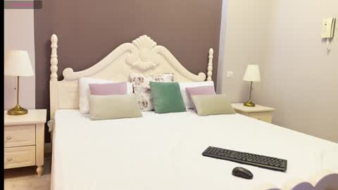 FeliciaKrige online show from December 14, 11:12 pm