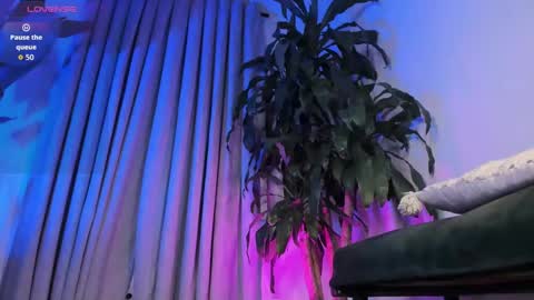 FelixSantos online show from September 13, 11:59 pm