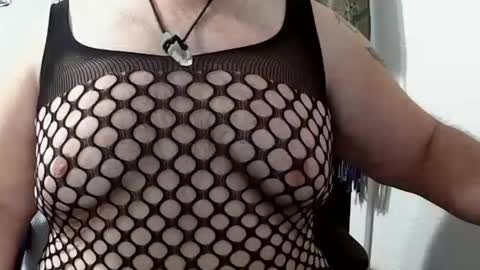 fellowshipmyass online show from November 17, 4:57 pm