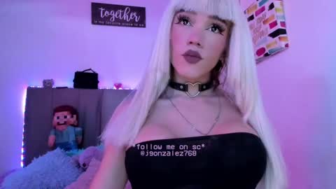 fem_boy6 online show from December 25, 12:47 pm