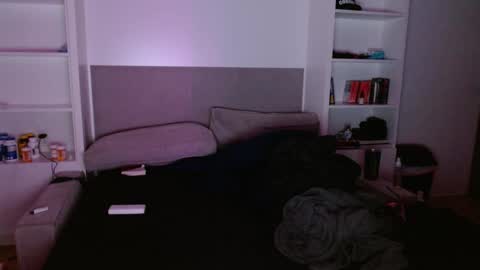 Snapshot of femboyflowers chatting on September 9, 7:30 am femboyflowers online show from September 9, 7:30 am