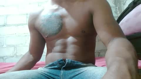 fernandez_latinblack online show from September 10, 9:59 pm