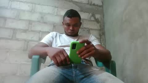 fernandez_latinblack online show from October 20, 1:33 pm