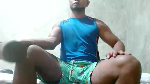 fernandez_latinblack online show from November 10, 12:59 pm