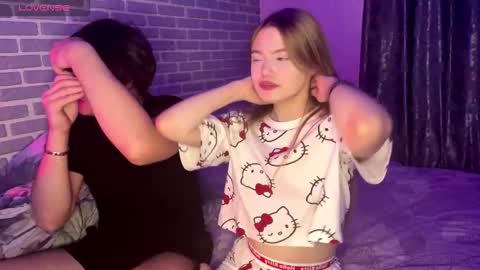 Snapshot of fetchingcouplee chatting on September 15, 3:34 pm Tina and Tomas online show from September 15, 3:34 pm