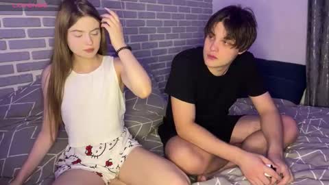 Snapshot of fetchingcouplee chatting on October 10, 2:05 pm Tina and Tomas online show from October 10, 2:05 pm