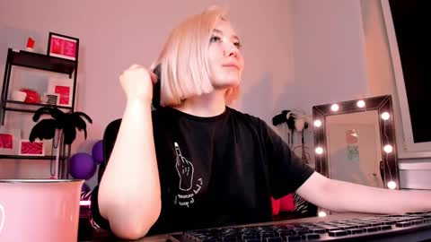 Rey online show from January 18, 2:33 pm