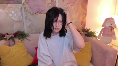 fiamoory online show from December 23, 6:00 am