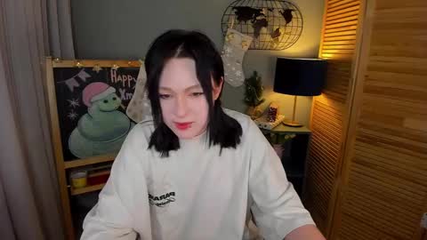 fiamoory online show from January 4, 8:28 am