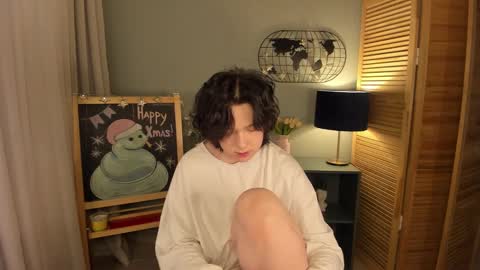 fiamoory online show from January 13, 7:43 am