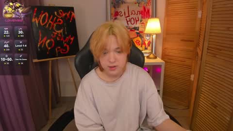 fiamoory online show from January 22, 7:35 am