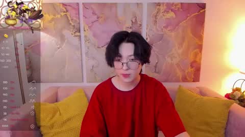 fiamoory online show from February 8, 7:26 am