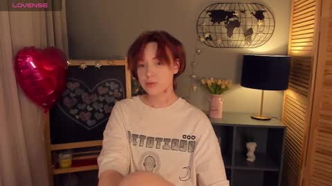 fiamoory online show from February 15, 12:01 pm