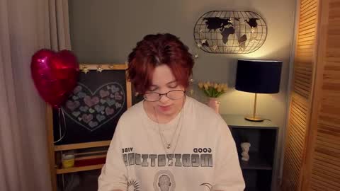 fiamoory online show from February 19, 1:29 am