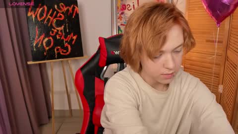 fiamoory online show from March 8, 7:49 am