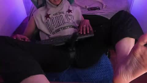   online show from January 12, 6:16 pm