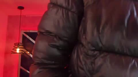   online show from January 31, 12:07 pm